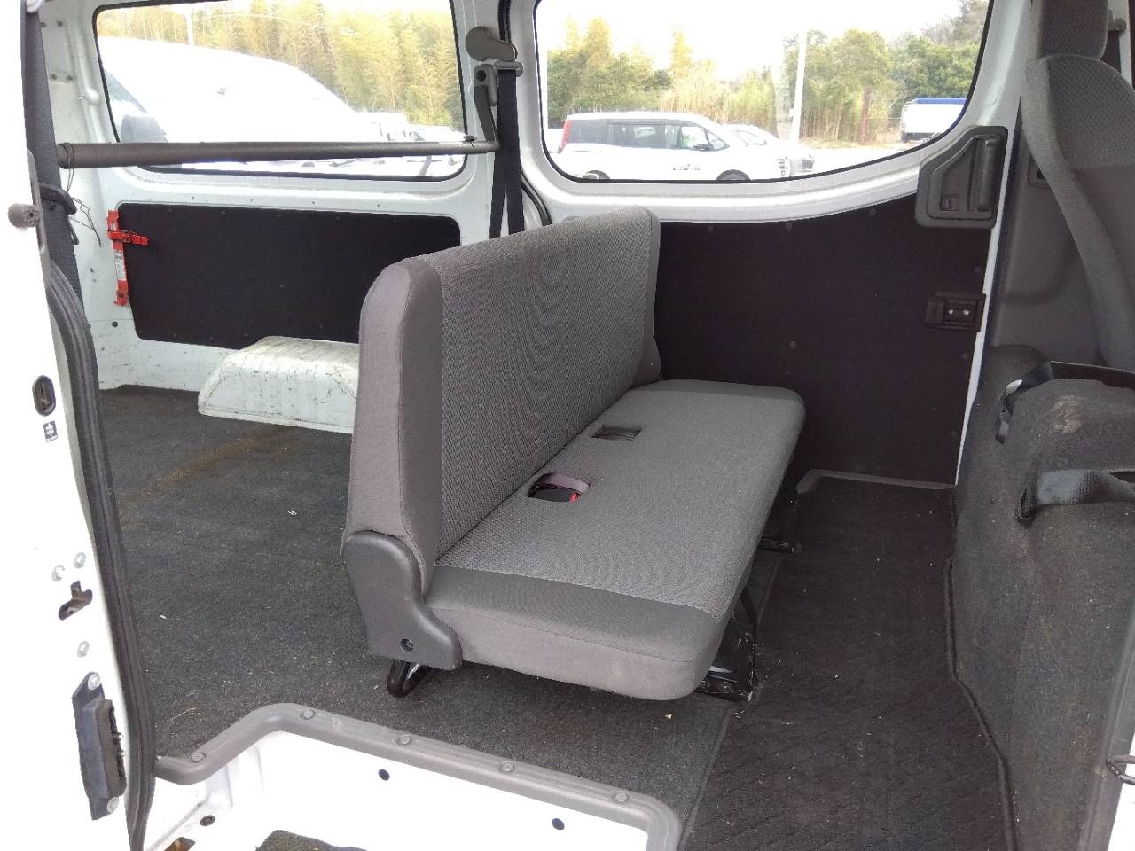 NISSAN NV350 CARAVAN