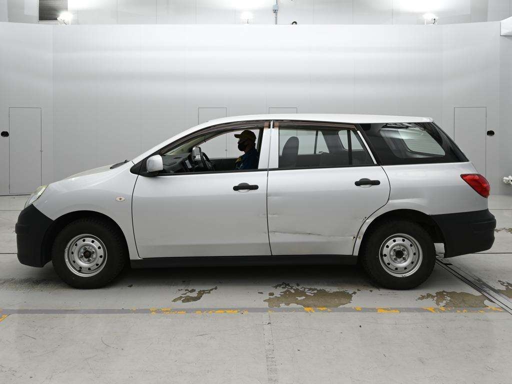 NISSAN AD