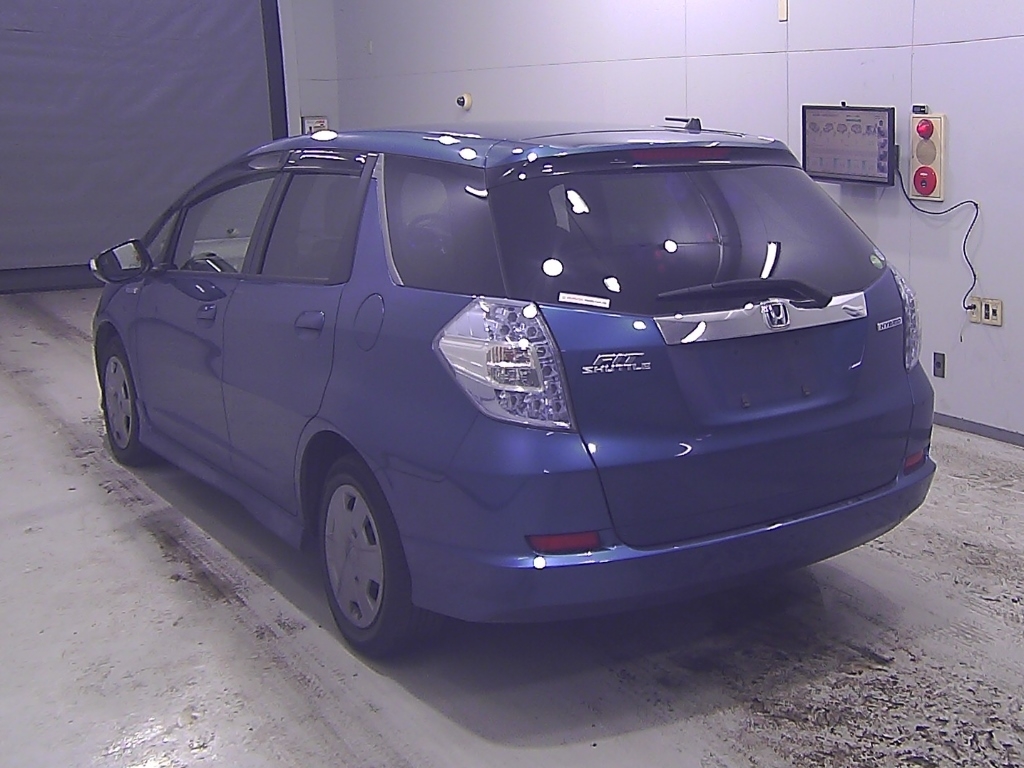 HONDA FIT SHUTTLE