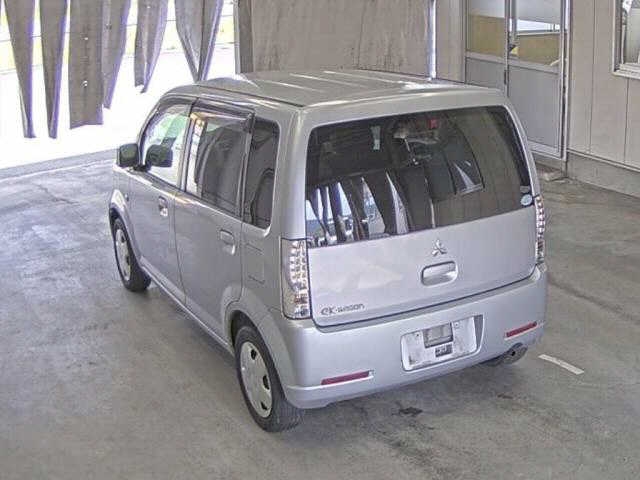 MITSUBISHI EK WAGON