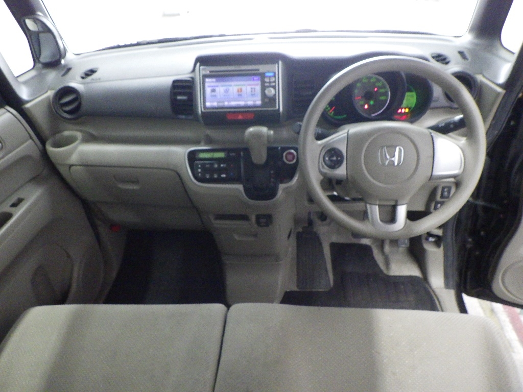 HONDA N-BOX