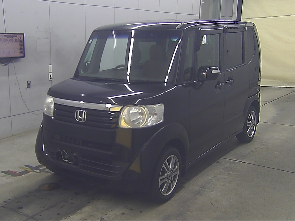 HONDA N-BOX
