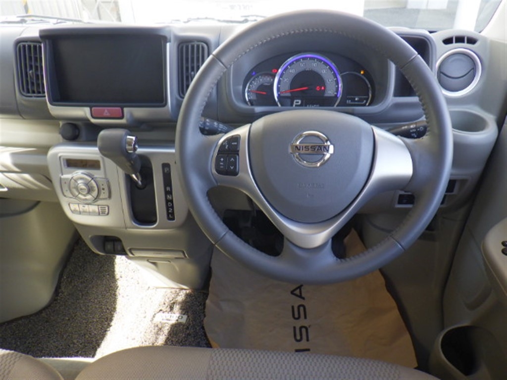 NISSAN NV100 CLIPPER