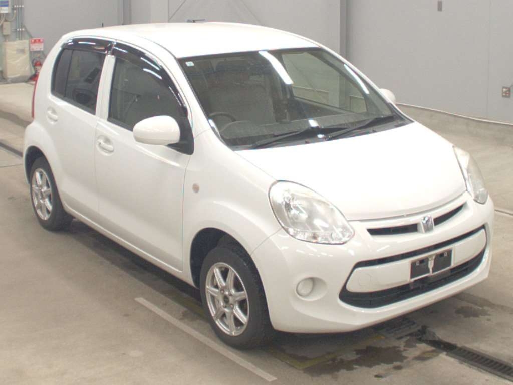TOYOTA PASSO