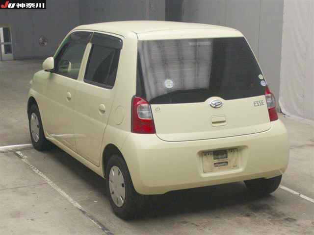 DAIHATSU ESSE