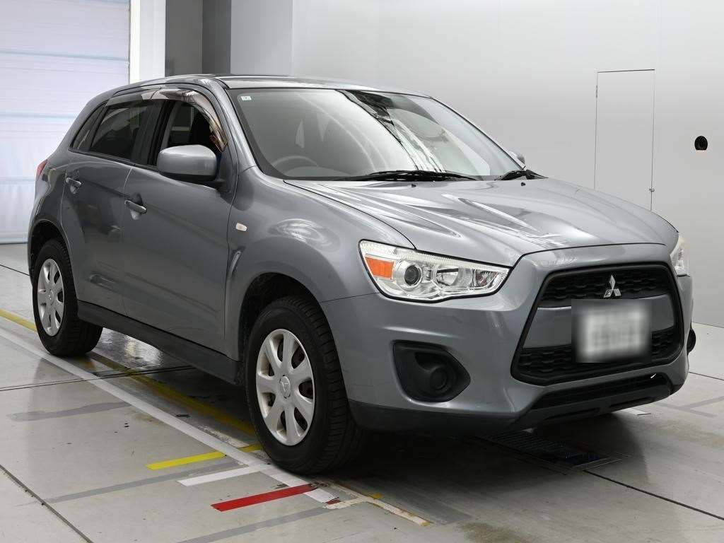 MITSUBISHI RVR