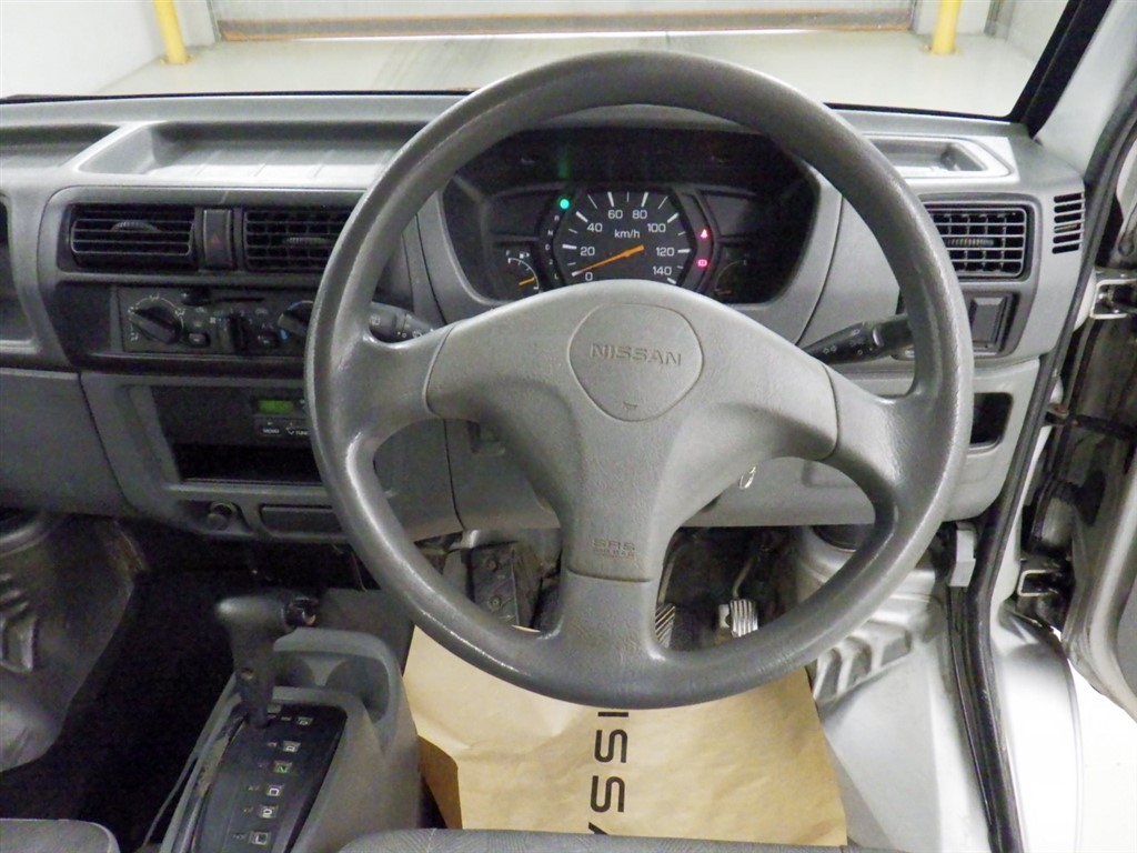 NISSAN CLIPPER