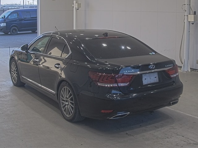 LEXUS LS600H