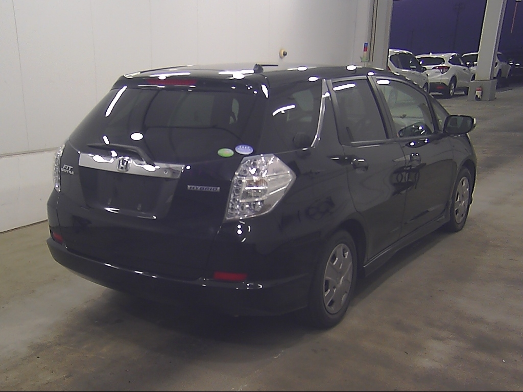 HONDA FIT SHUTTLE