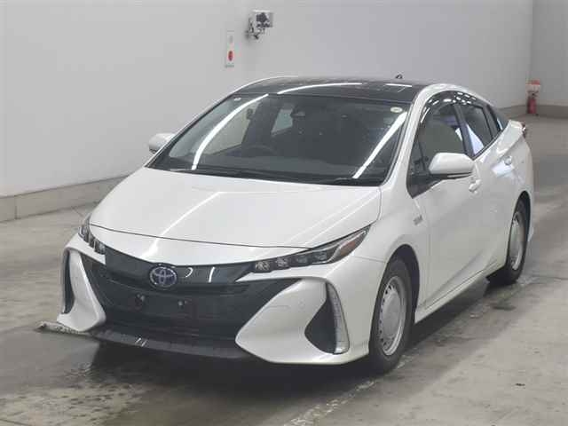 TOYOTA PRIUS PHV