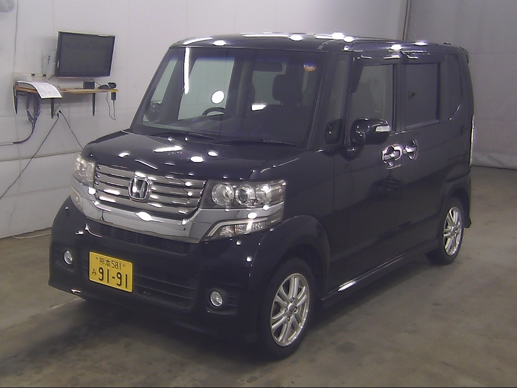 HONDA N-BOX