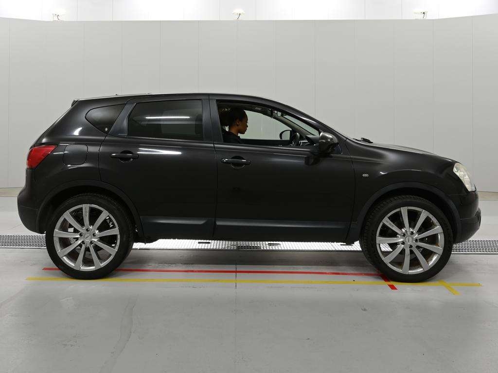NISSAN DUALIS
