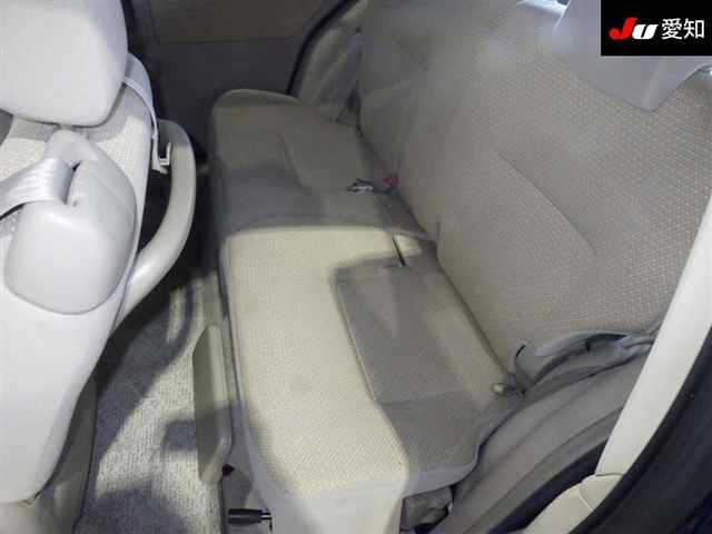 TOYOTA RAUM