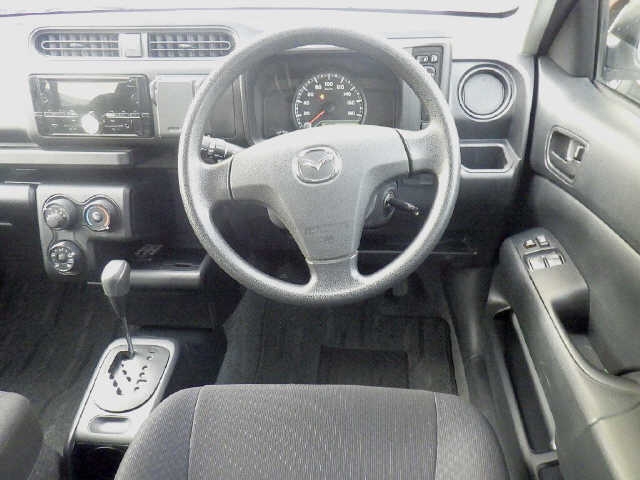 MAZDA FAMILIA