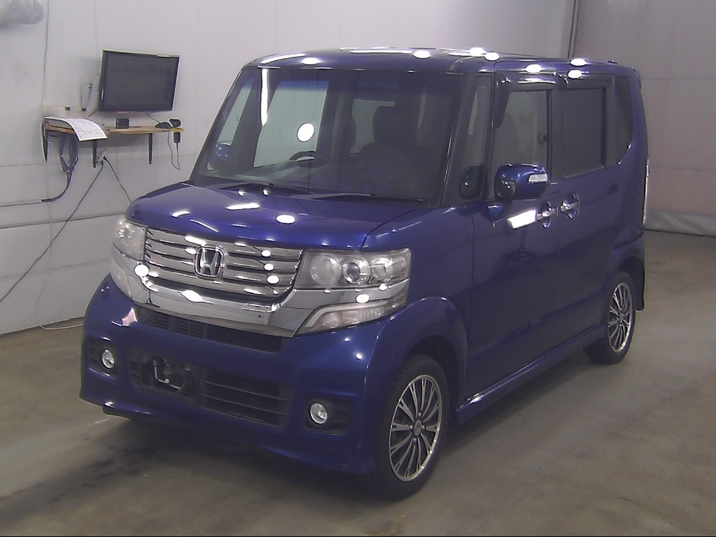 HONDA N-BOX