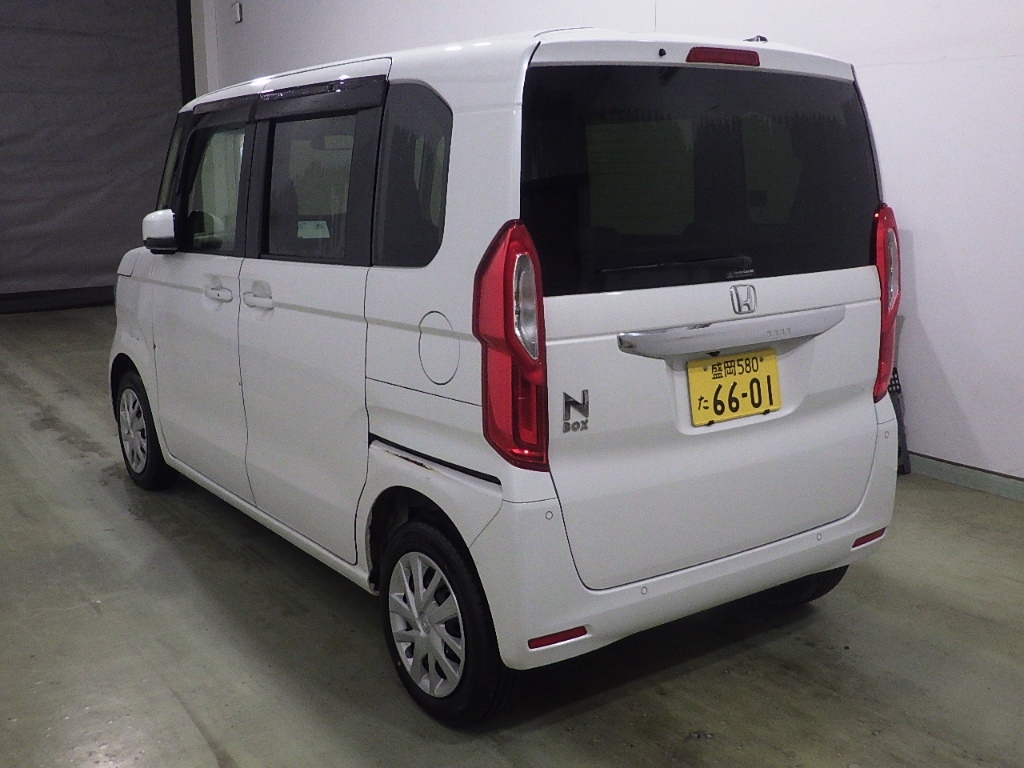 HONDA N-BOX