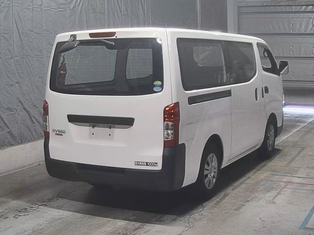 NISSAN NV350 CARAVAN