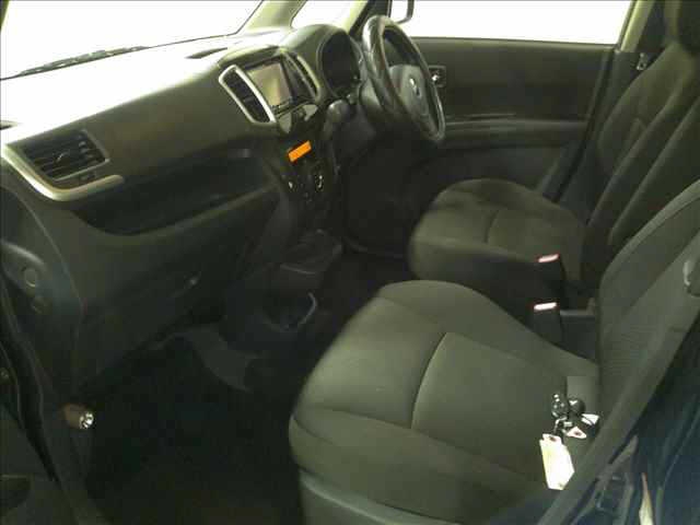 MITSUBISHI DELICA D:2