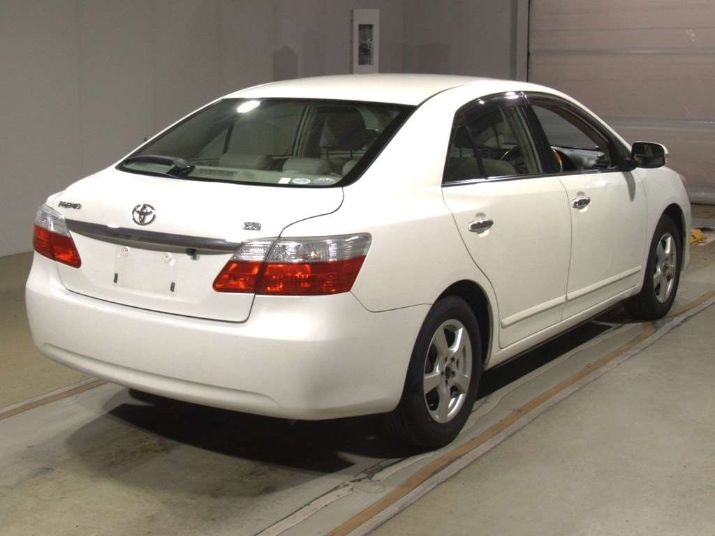 TOYOTA PREMIO