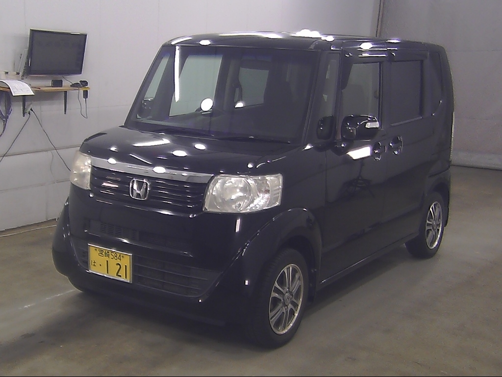 HONDA N-BOX