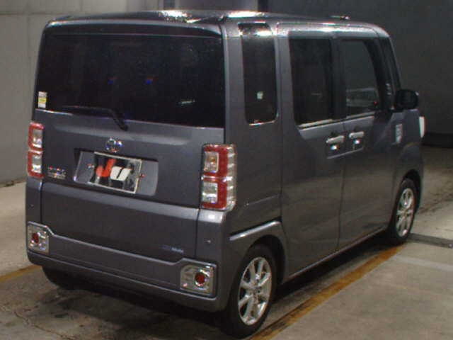 TOYOTA PIXIS MEGA