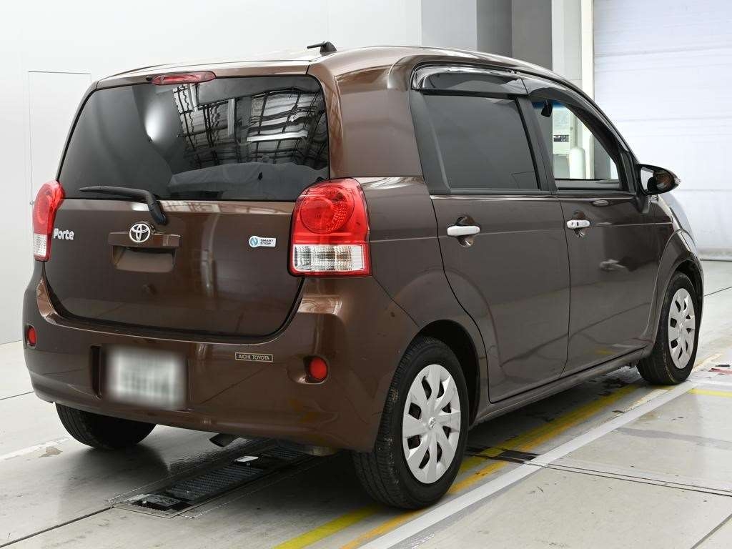 TOYOTA PORTE
