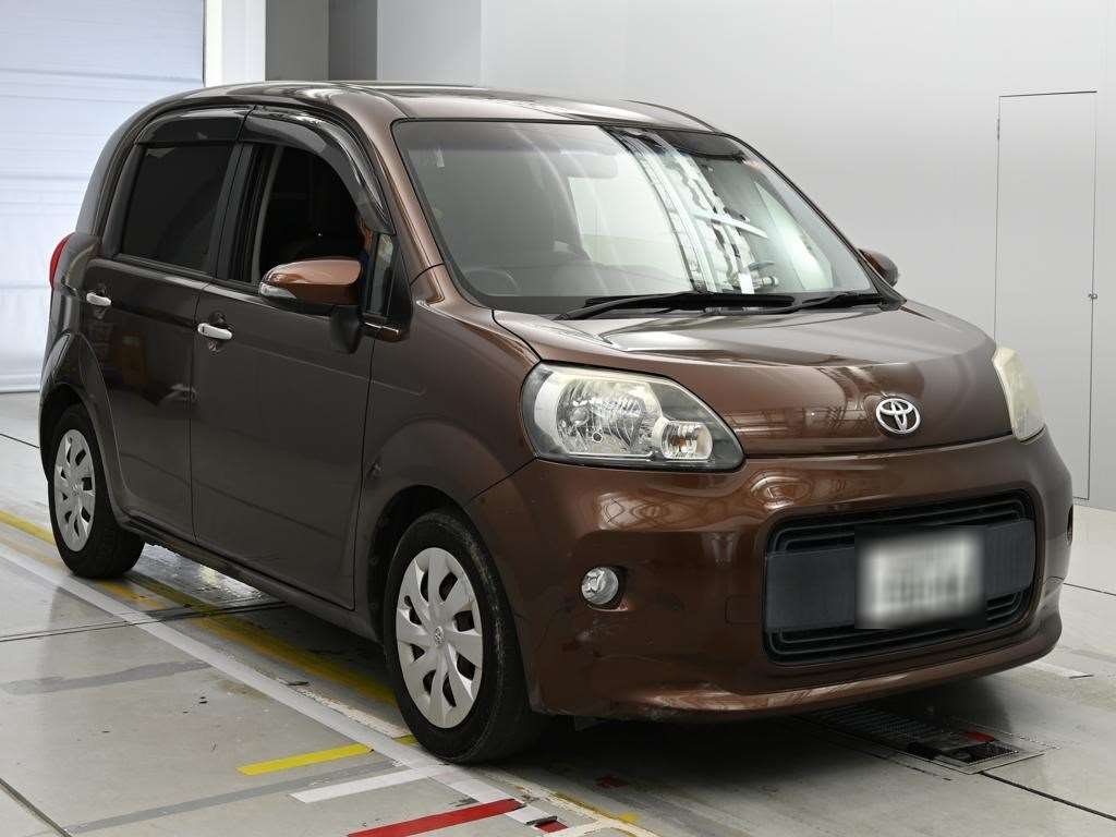 TOYOTA PORTE