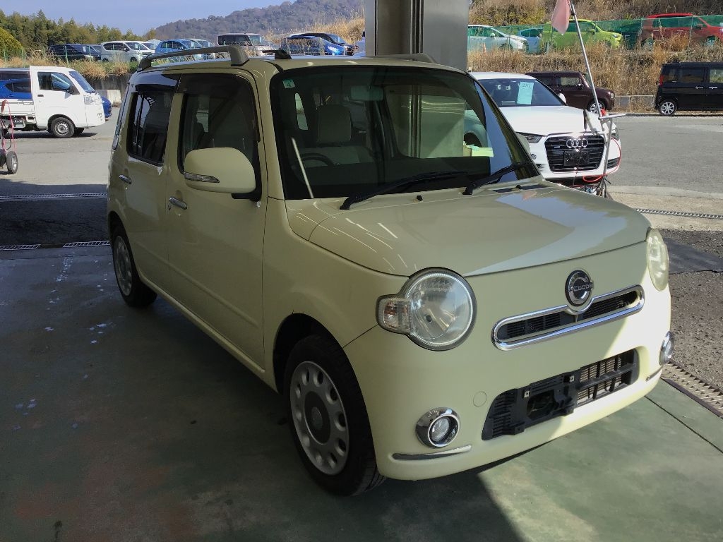 DAIHATSU MIRA COCOA