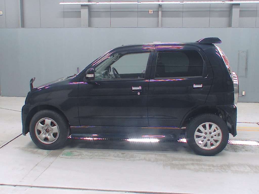DAIHATSU TERIOS KID