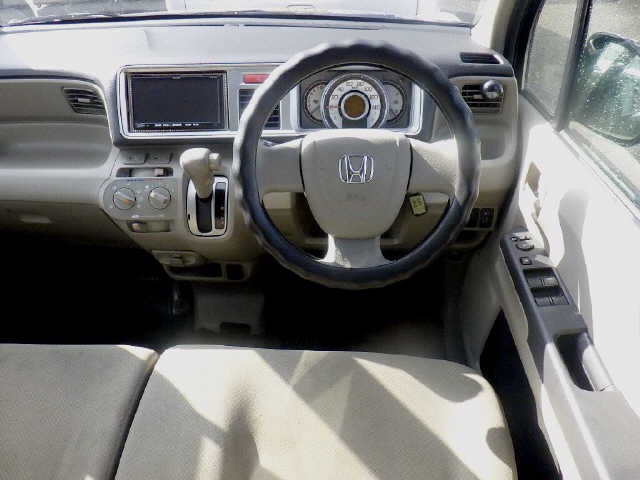 HONDA LIFE