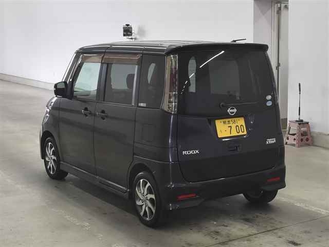 NISSAN ROOX