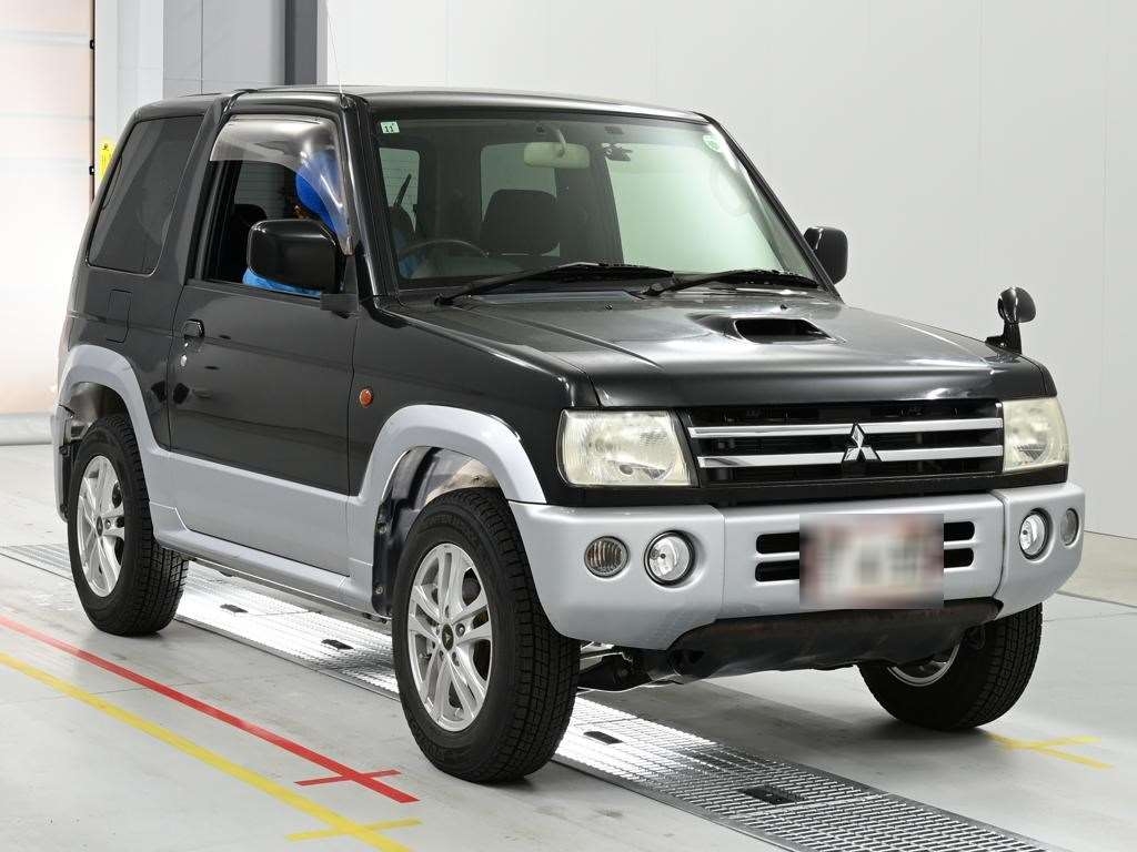 MITSUBISHI PAJERO MINI