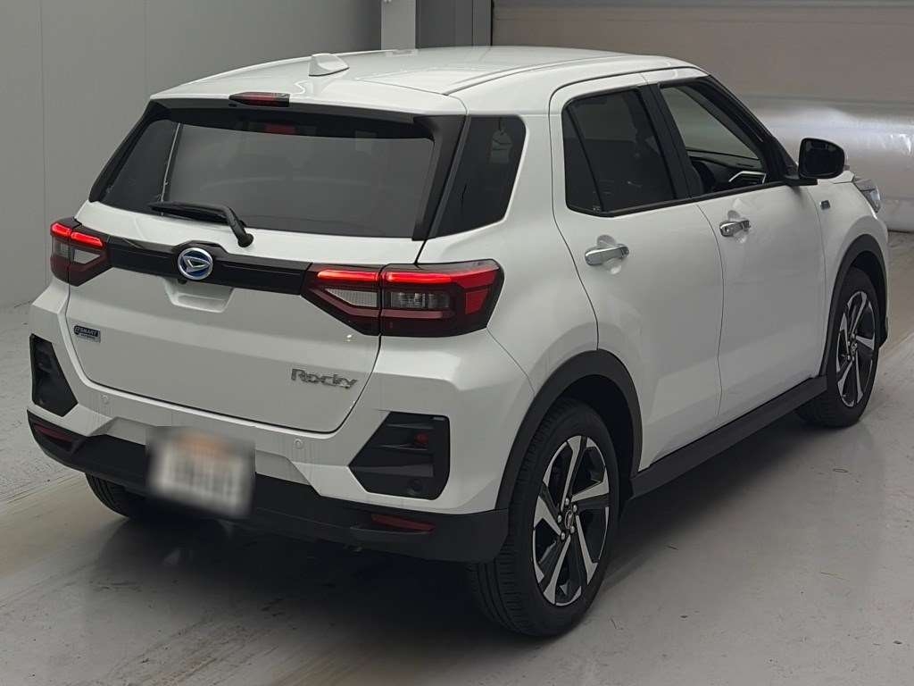 DAIHATSU ROCKY