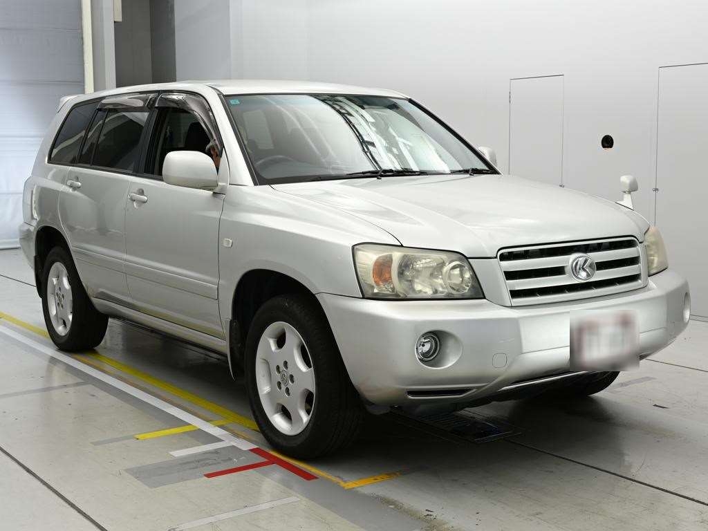 TOYOTA KLUGER V