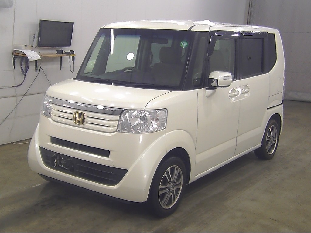 HONDA N-BOX