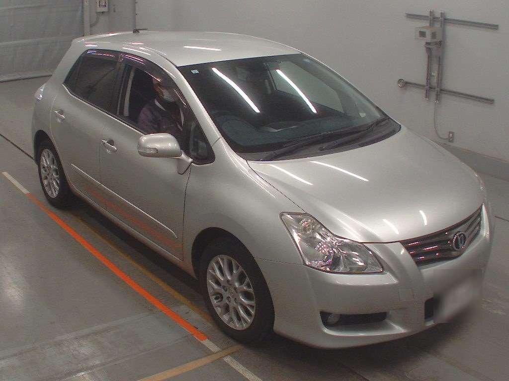 TOYOTA BLADE