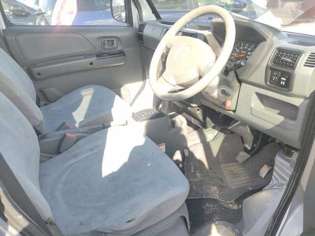 NISSAN CLIPPER