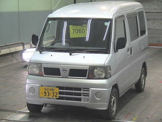 NISSAN CLIPPER