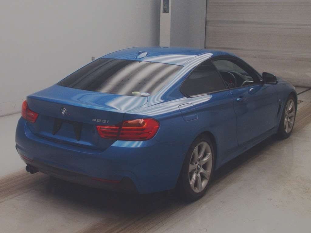 BMW 4-SERIES