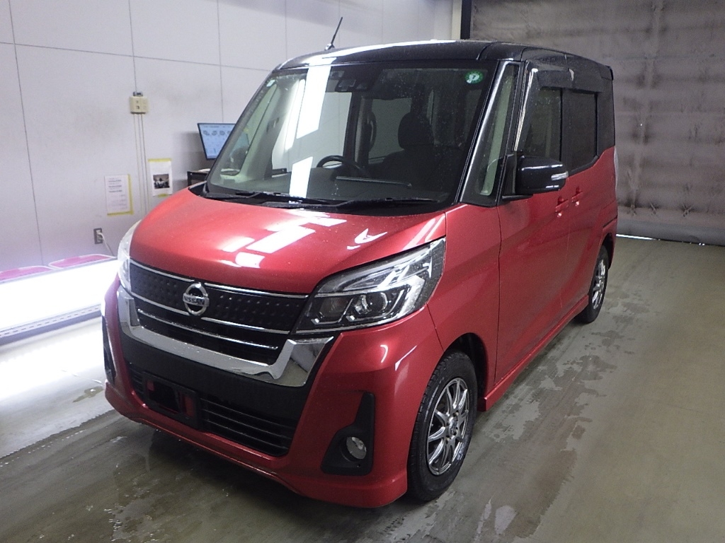 NISSAN DAYZ ROOX