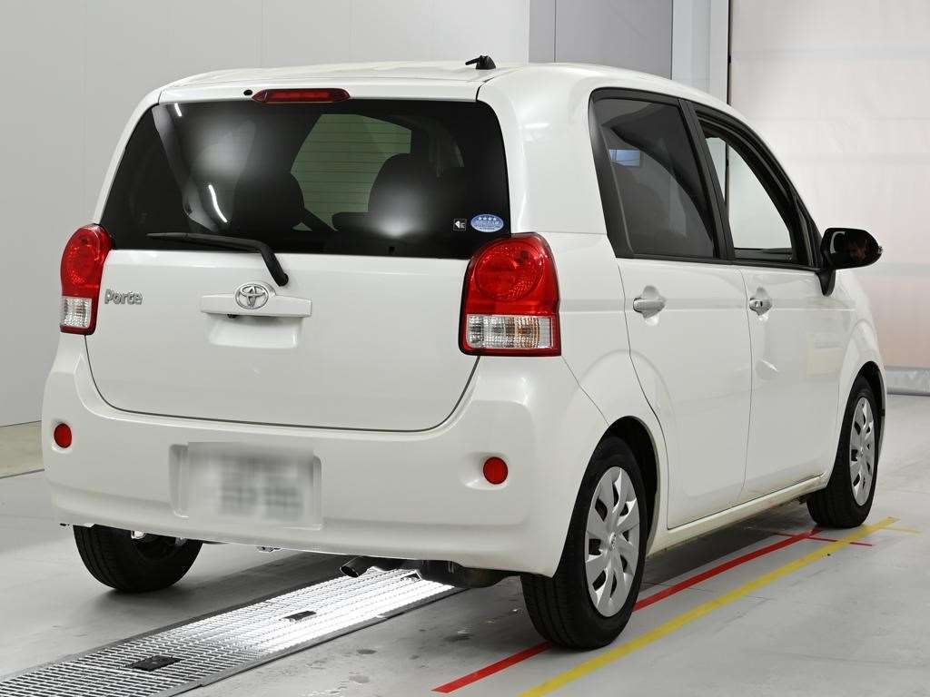 TOYOTA PORTE