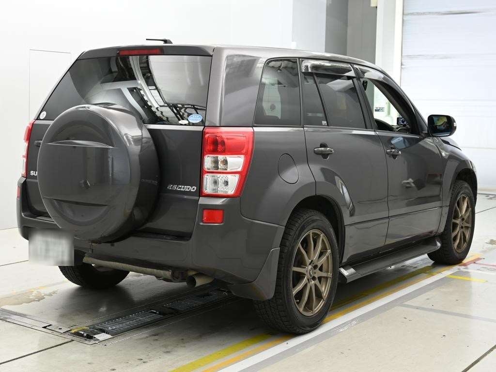 SUZUKI ESCUDO