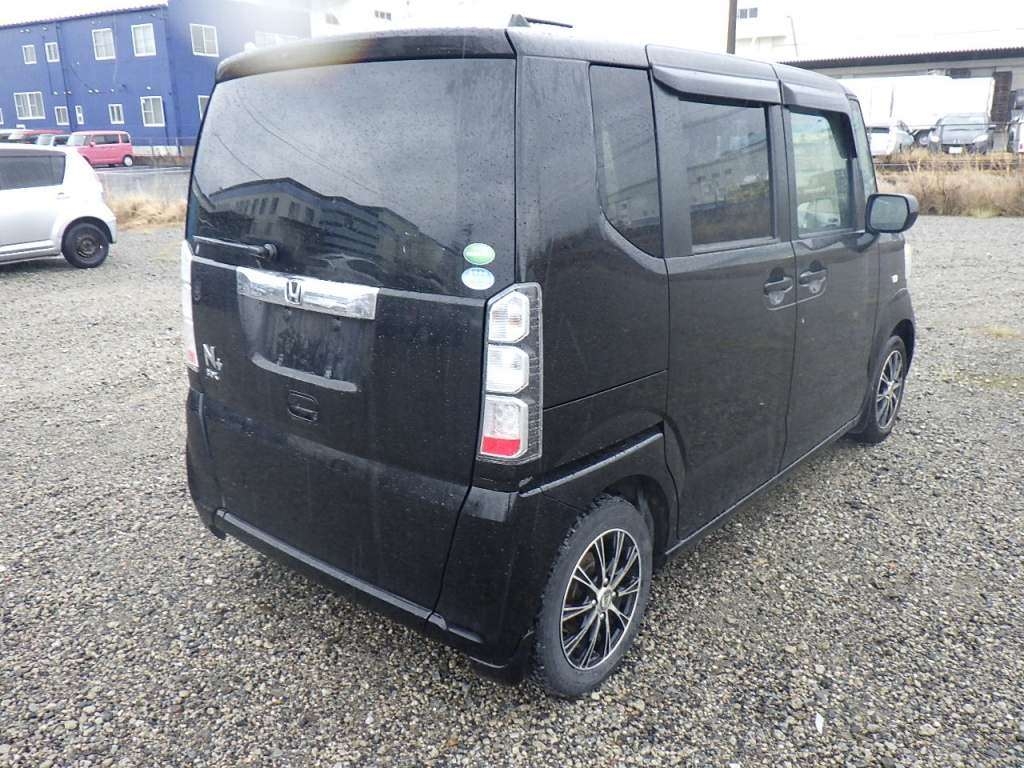 HONDA N-BOX+