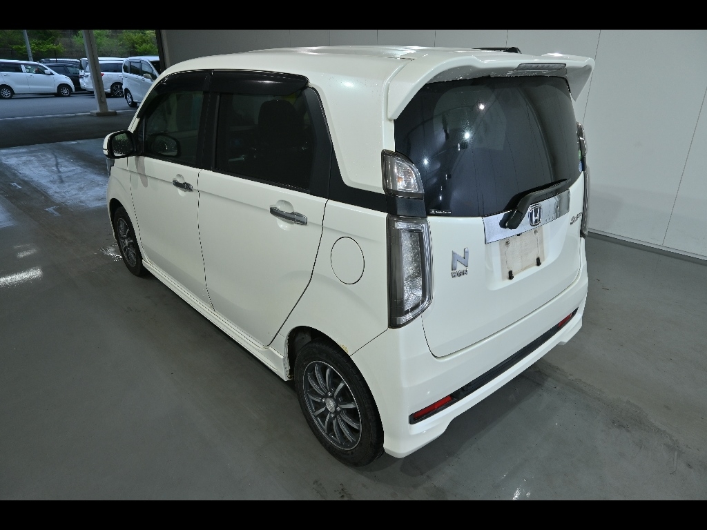 HONDA N-WGN
