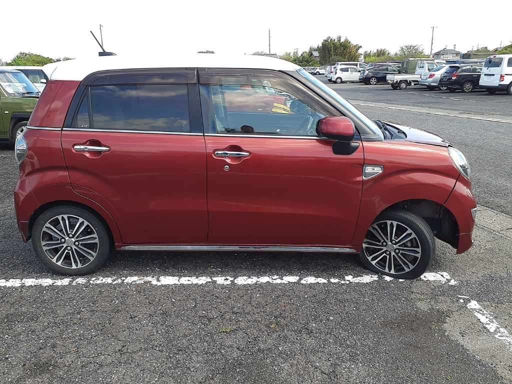 DAIHATSU CAST