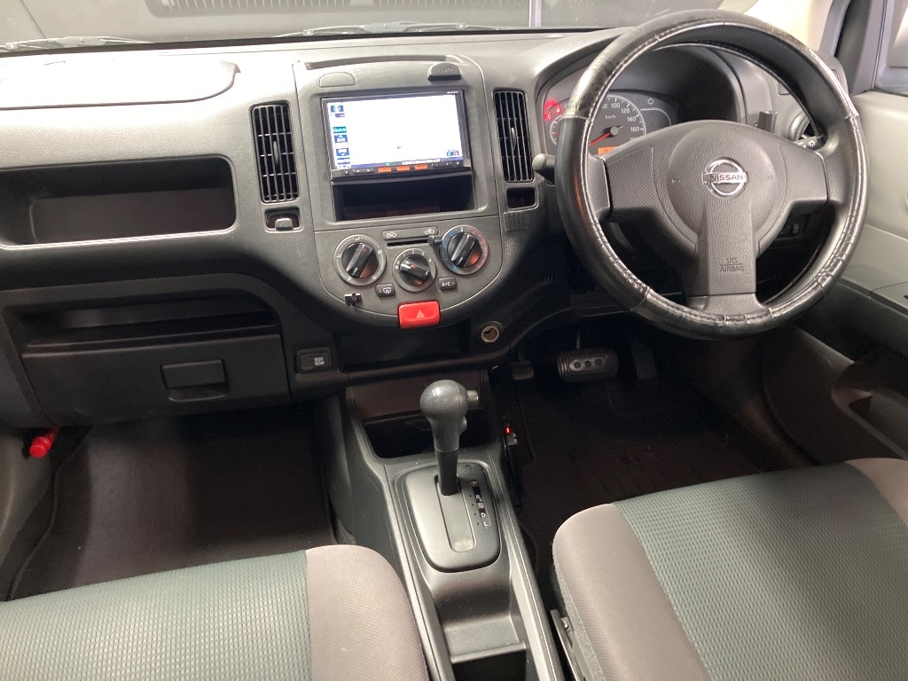 NISSAN AD