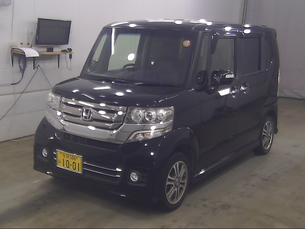 HONDA N-BOX