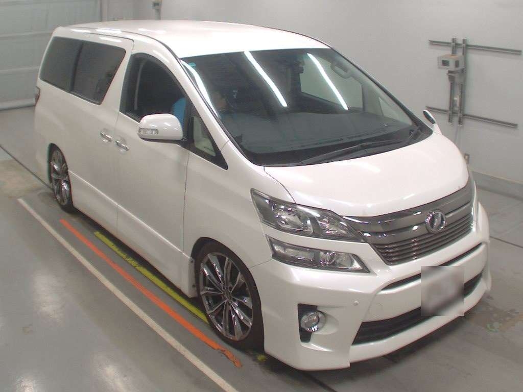TOYOTA VELLFIRE