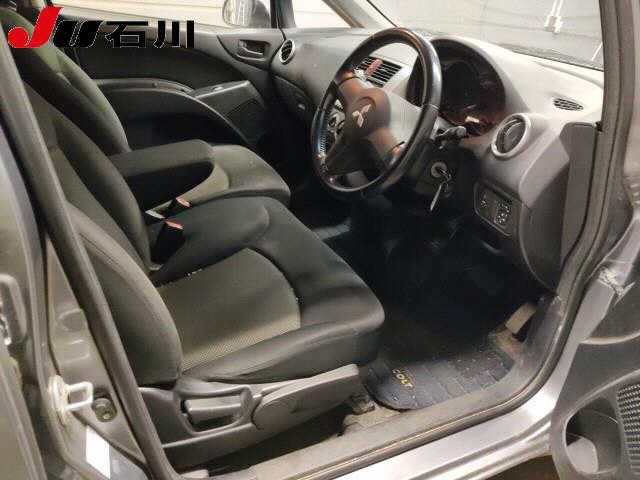 MITSUBISHI COLT PLUS