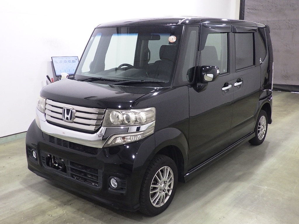 HONDA N-BOX